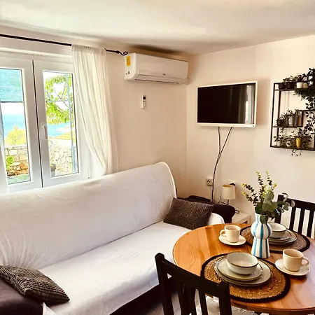 Daire Lorena Primošten