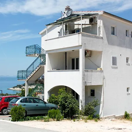Apartment Lorena *